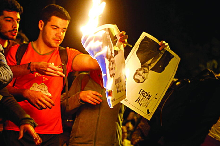 Tensão nas ruas de Barcelona 