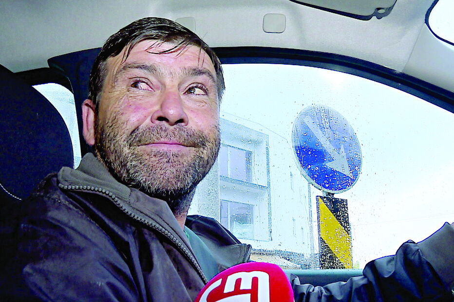 Vítor Barbosa emocionado na primeira viagem na carrinha 