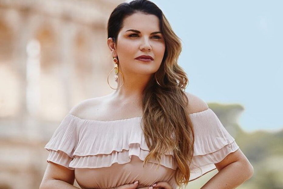 Katia Aveiro