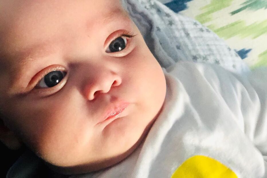 Filho de Jessica Athayde e Diogo Amaral, Oliver, é muito acarinhado pelos fãs dos atores