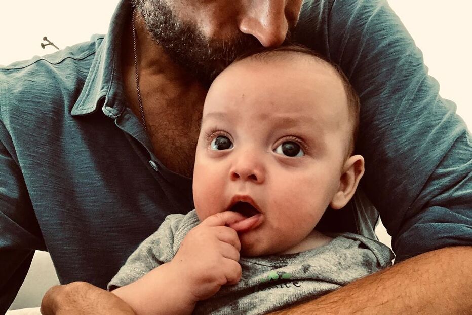 Filho de Jessica Athayde e Diogo Amaral, Oliver, é muito acarinhado pelos fãs dos atores