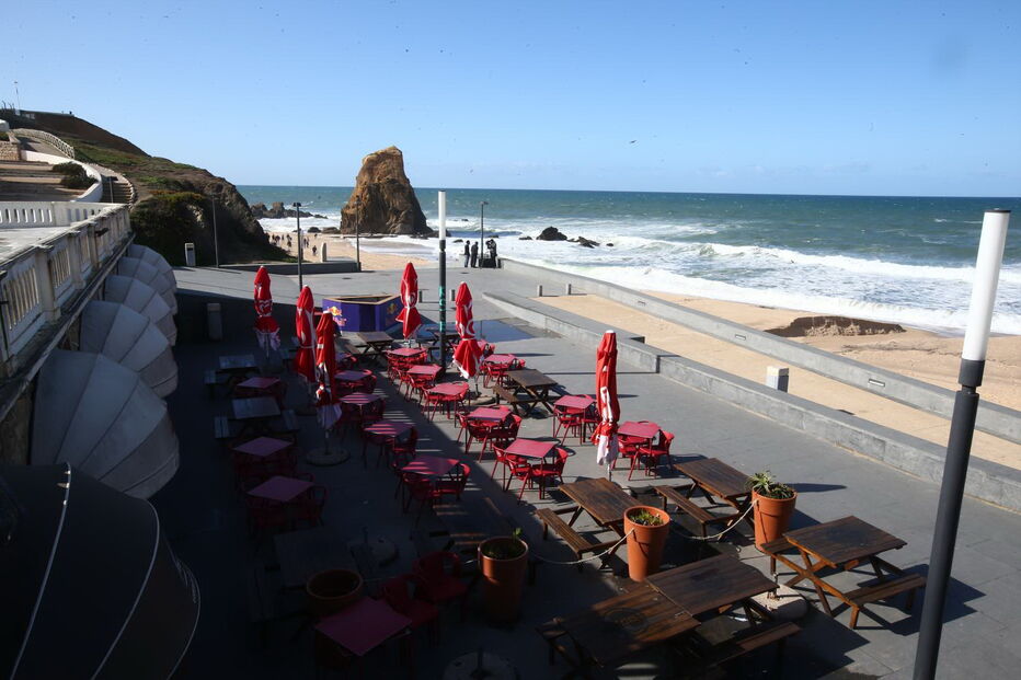 Homem fura pneus do carro-patrulha e agride militar da GNR