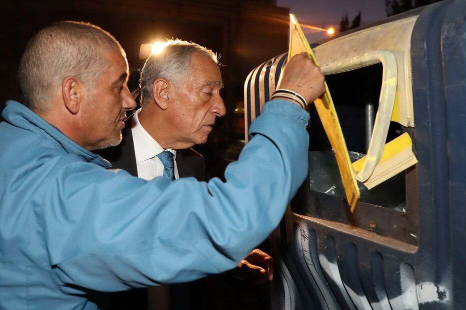 Manuel, o sem-abrigo que salvou o bebé no caixote do lixo e o Presidente da República, Marcelo Rebelo de Sousa	