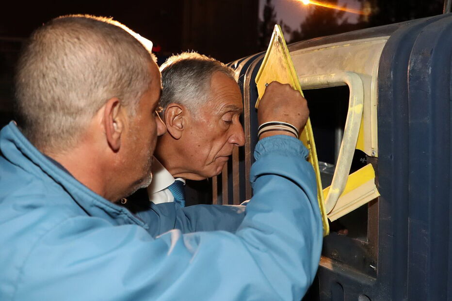 Manuel, o sem-abrigo que salvou o bebé no caixote do lixo e o Presidente da República, Marcelo Rebelo de Sousa	