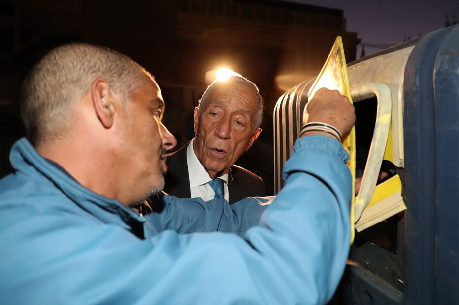 Manuel, o sem-abrigo que salvou o bebé no caixote do lixo e o Presidente da República, Marcelo Rebelo de Sousa	