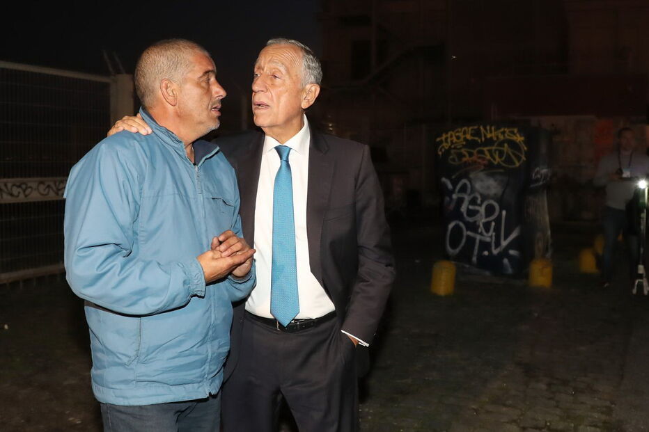 Manuel, o sem-abrigo que salvou o bebé no caixote do lixo e o Presidente da República, Marcelo Rebelo de Sousa	