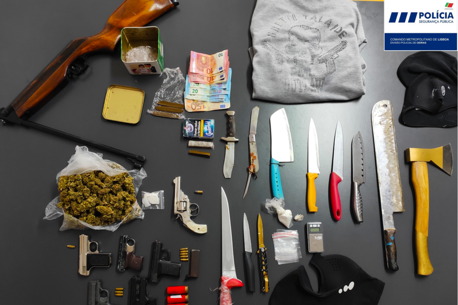 Material apreendido pela PSP de Oeiras