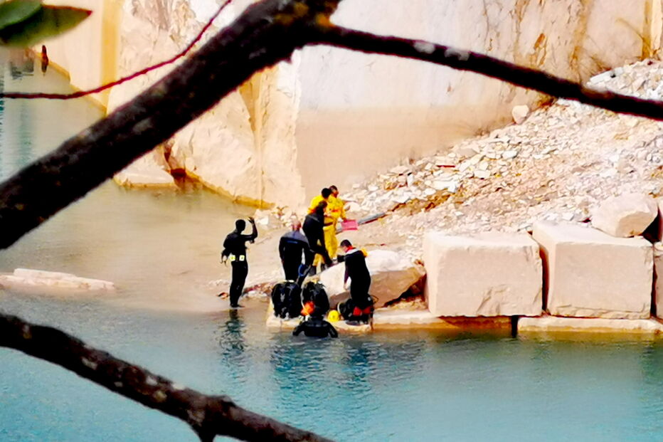 Condutor de camião morre após queda no interior de pedreira em Vila Viçosa