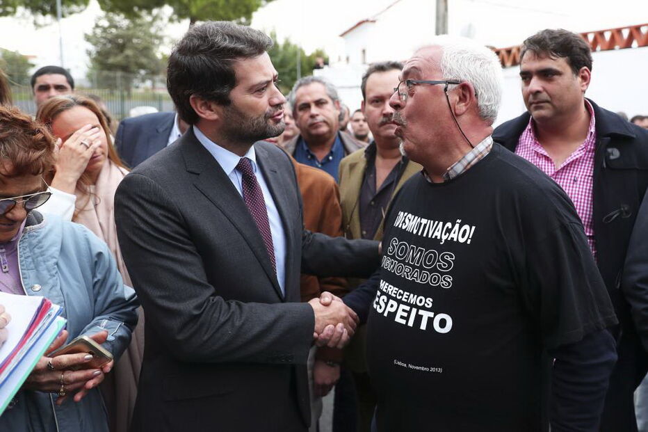 Manifestação de apoio aos bombeiros agredidos em Borba junta mais de 300 pessoas