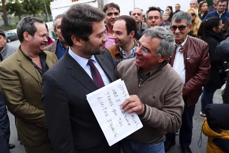 Manifestação de apoio aos bombeiros agredidos em Borba junta mais de 300 pessoas