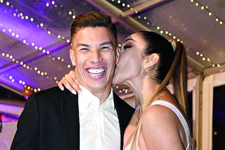 Cindy Álvarez García festejou os seus 30 anos com o marido, Uribe