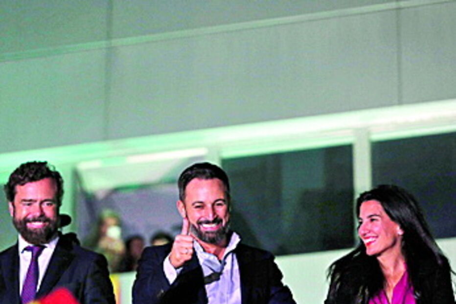 Santiago Abascal festeja 