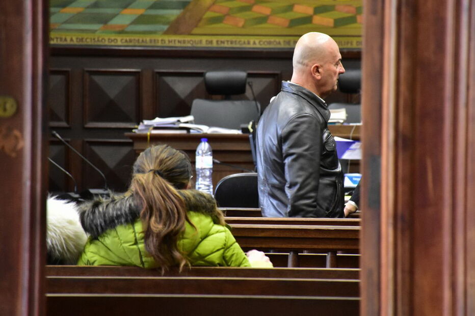 Julgamento de Rui Vieira, 63 anos, homem que matou a tiro de caçadeira a ex-companheira no parque de estacionamento da danceteria São Martinho, na Golegã, no Tribunal de Santarém. 