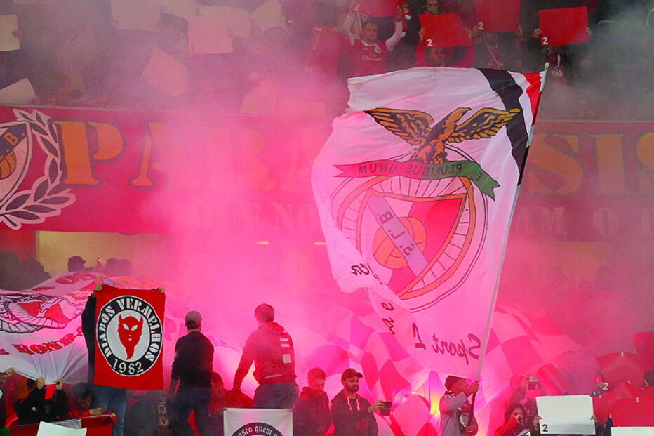 Tarjas dos Diabos Vermelhos e No Nome Boys são proibidas nas bancadas 