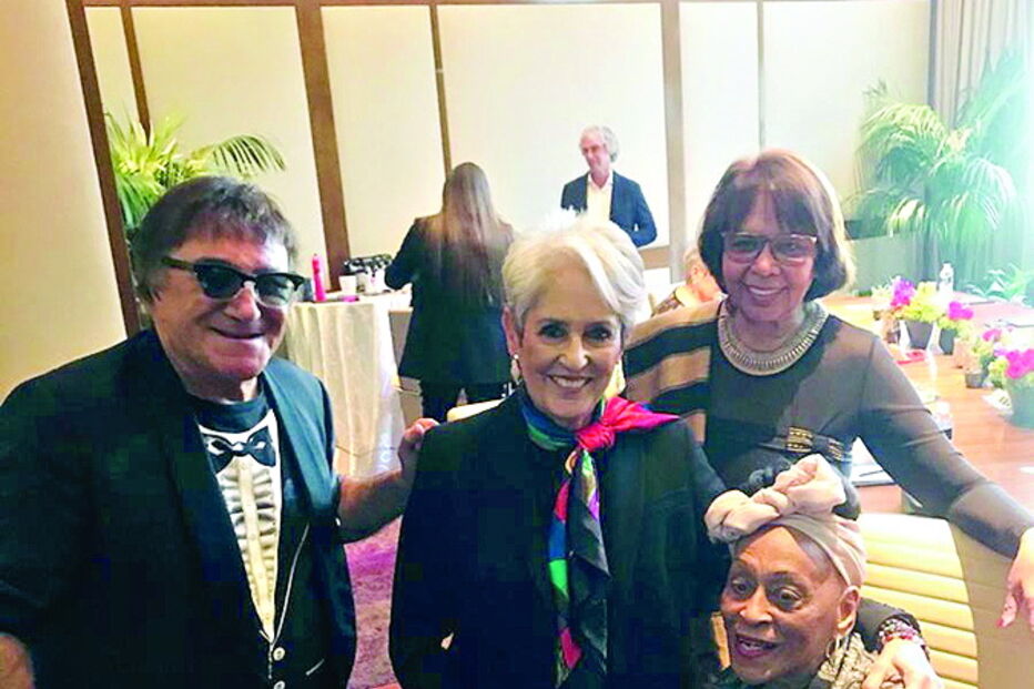 José Cid com Joan Baez, Omara Portuondo e a mulher, Gabriela Carrascalão