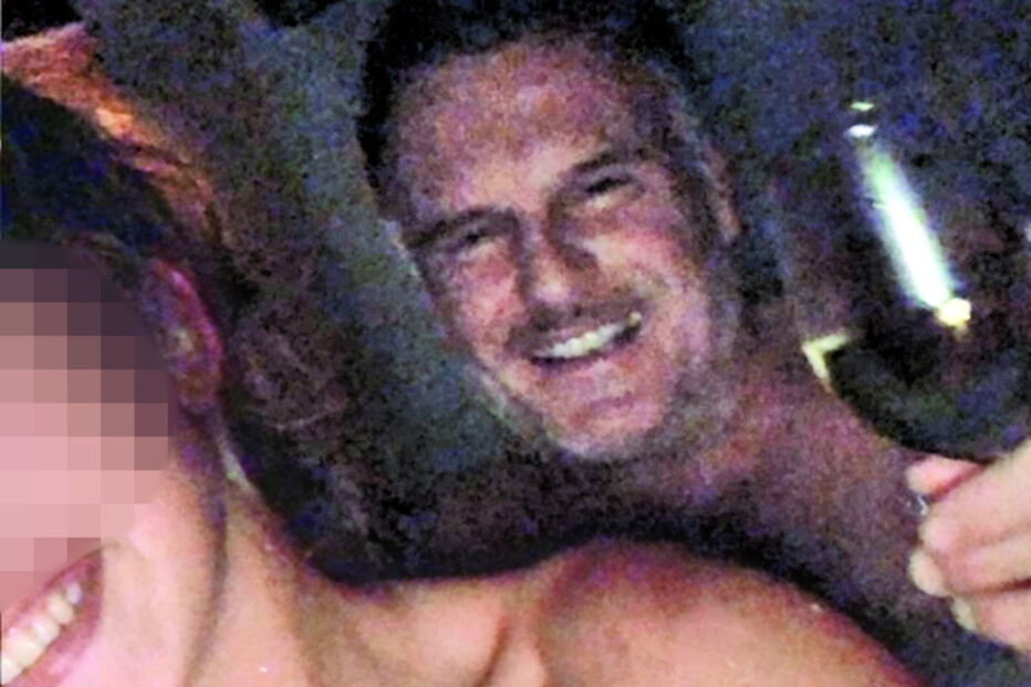 Motorista de Uber transportou jovem para festa em vivenda de magnata suspeito de orgias