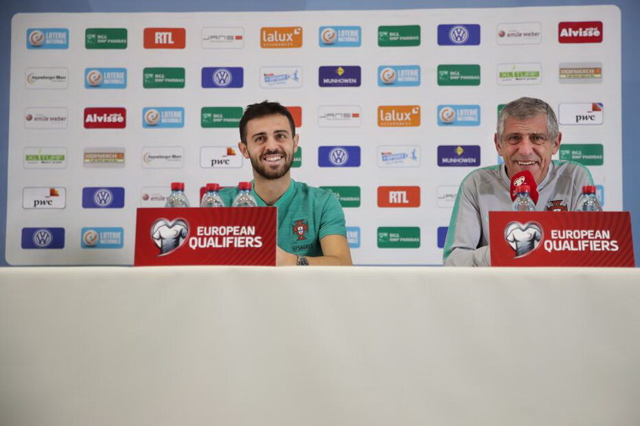 Bernardo Silva e Fernando Santos