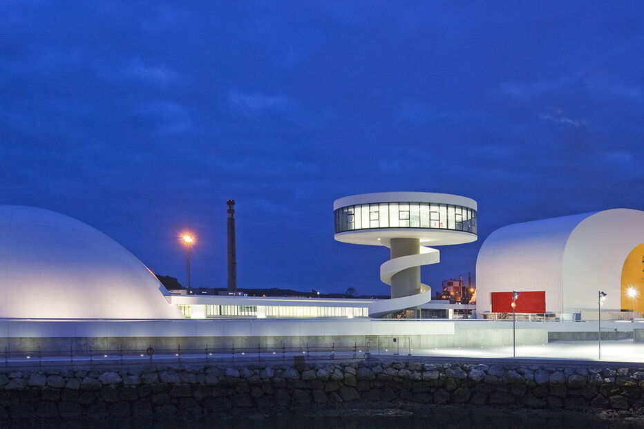 2019-11-18_19_18_37 Aviles - Centro Niemeyer - Turismo de Asturias.JPG
