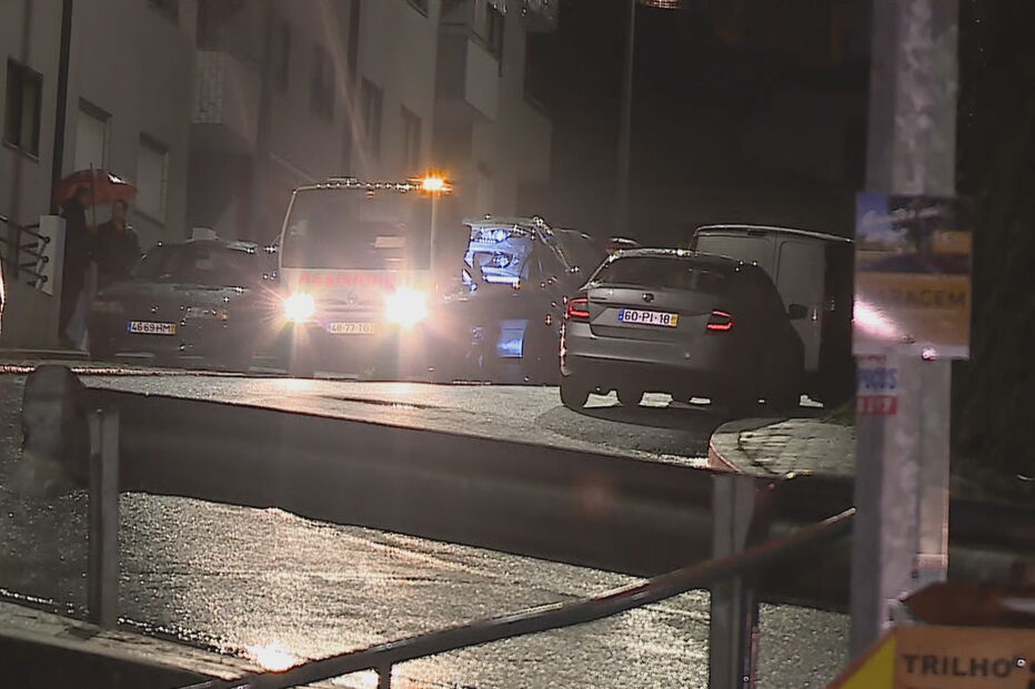 Homem em estado grave após ser baleado durante operação da PJ em Vila Nova Gaia