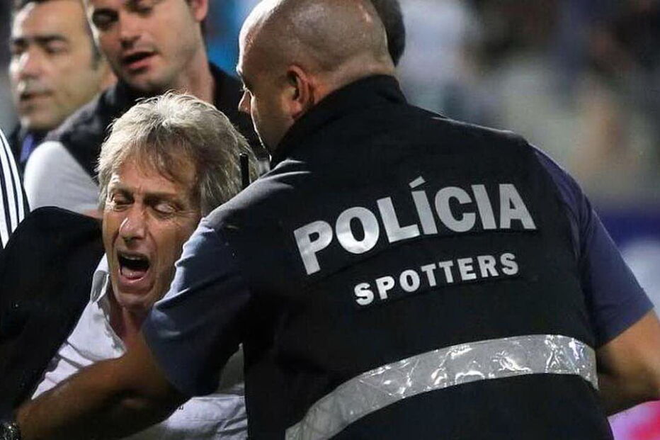 PSP dá parabéns com imagem célebre de Jesus