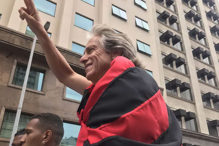 Rio de Janeiro pára para festejar Flamengo de Jesus