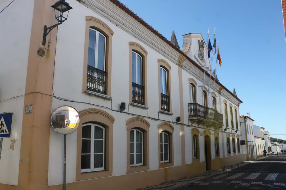 Funcionária da Câmara de Almodôvar suspeita de burlar idosa 