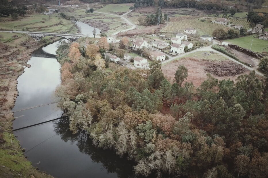 Construção de barragens no Tâmega obriga famílias a viver em contentores
