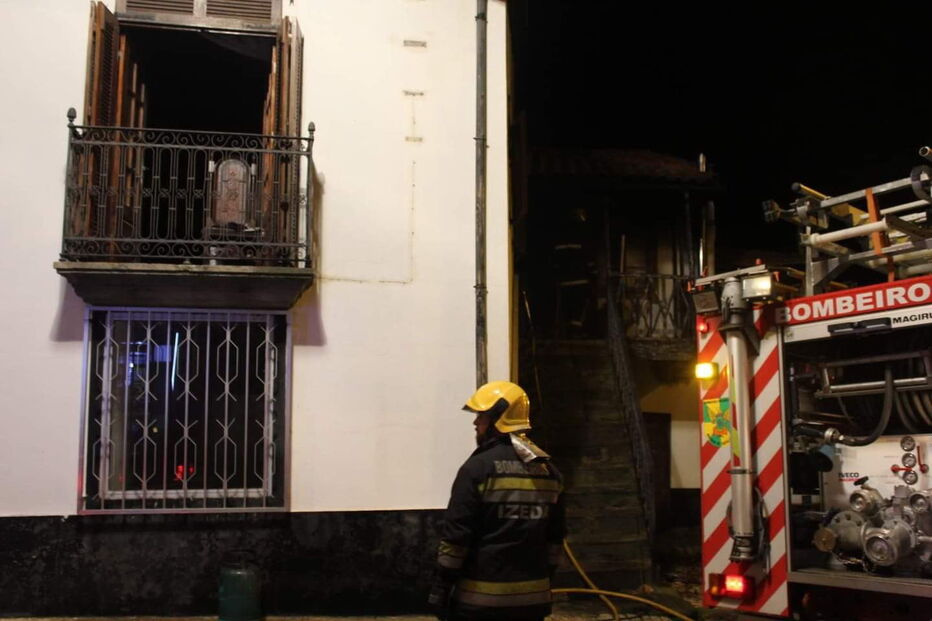 Sexagenário desalojado após incêndio lhe consumir casa em Macedo de Cavaleiros