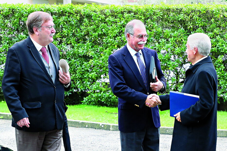 Patrões e sindicatos estão de acordo sobre a necessidade de subir salários, mas divergem na forma de o fazer 