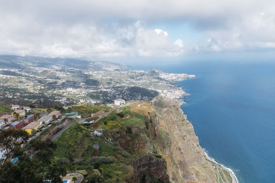Ilha da Madeira. Vista do Miradouro Cabo Girão, em Câmara de Lobos