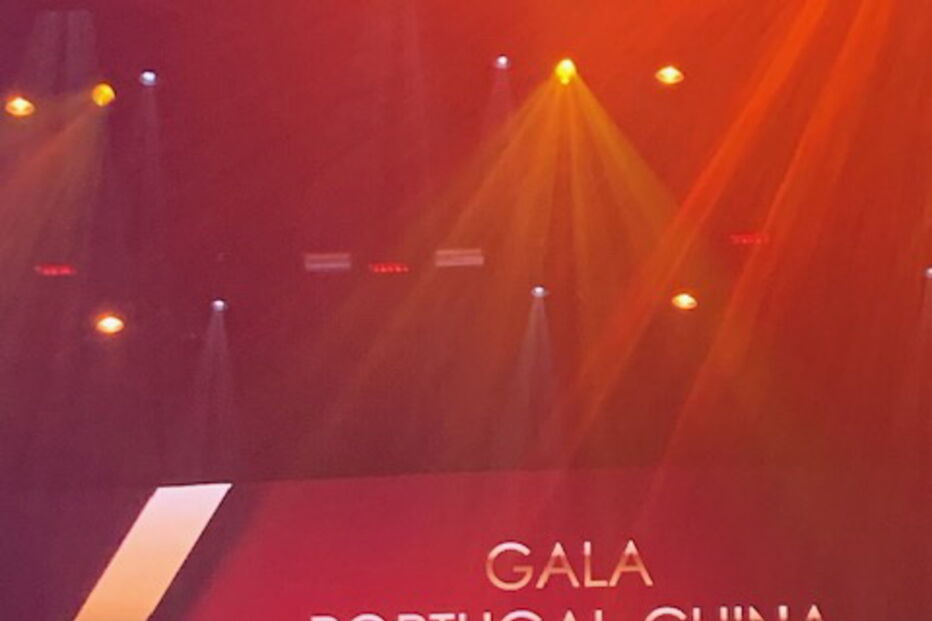 2019-11-29_12_53_06 P10Logo Gala.jpg