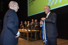 Marcelo condecora primeiro presidente da Fundação Serralves com Ordem do Infante D. Henrique