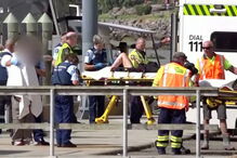 Pelo menos um morto e vários feridos em erupção de vulcão na Nova Zelândia