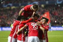 Noite perfeita do Benfica contra o Zenit acaba com passaporte para a Liga Europa