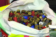 Dupla tinha ainda mais de oito mil munições