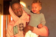 O pequeno Kai com o pai