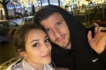 Ruben Dias e April Ivy em Paris