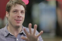 Sede da Porta dos Fundos atacada com coktails molotov após vídeo polémico sobre Jesus