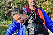 Atriz e o cantor David Carreira mostram-se cada vez mais apaixonados 