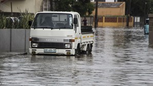 Pelo menos 142 mortos e um milhão de afetados na última época chuvosa em Moçambique