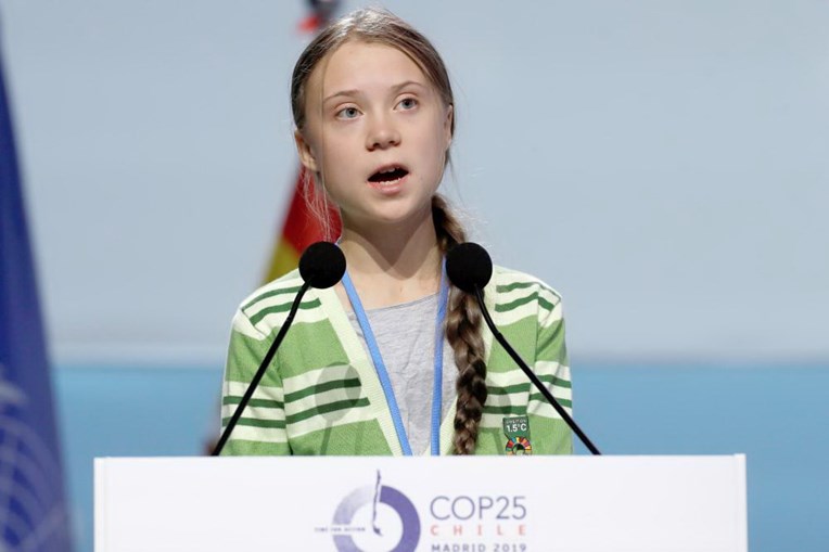 Ativista Greta Thunberg acusa países de procurarem desculpas para poluir