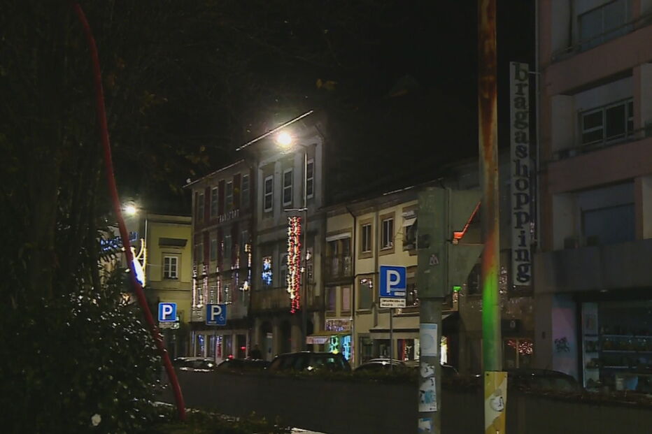 Jovem em estado grave após queda de 10 metros do telhado do Bragashopping