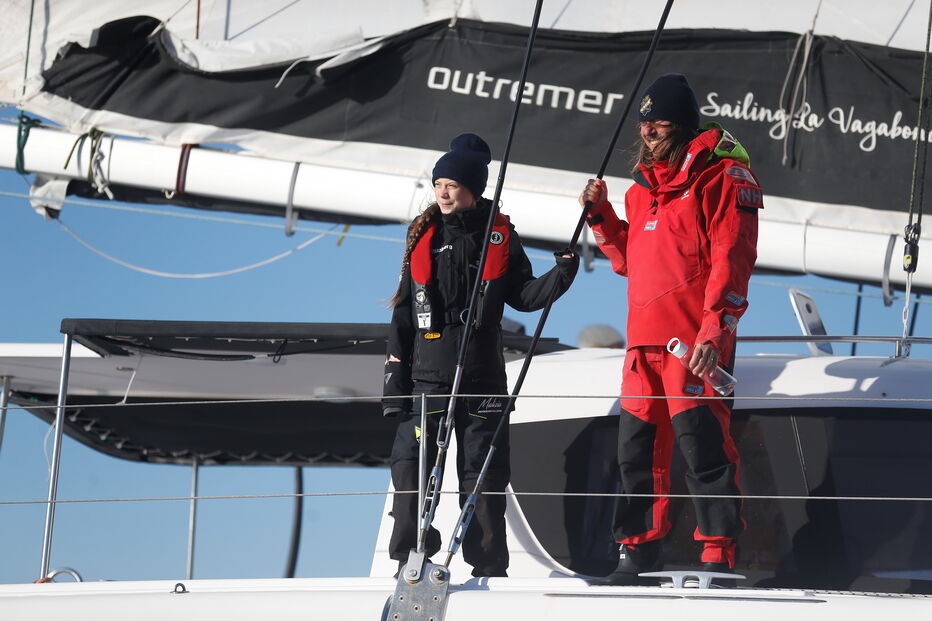 Ativista Greta Thuberg na viagem de barco até Lisboa