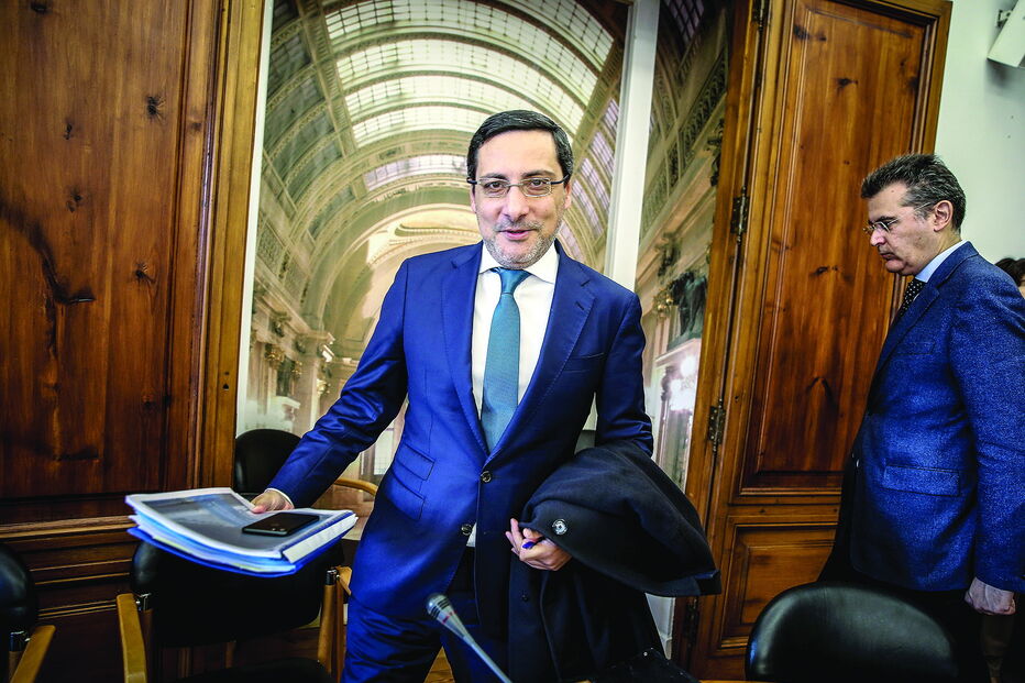 Mendonça Mendes anunciou que a partir de janeiro de 2020 vai existir um serviço de apoio e defesa do contribuinte 