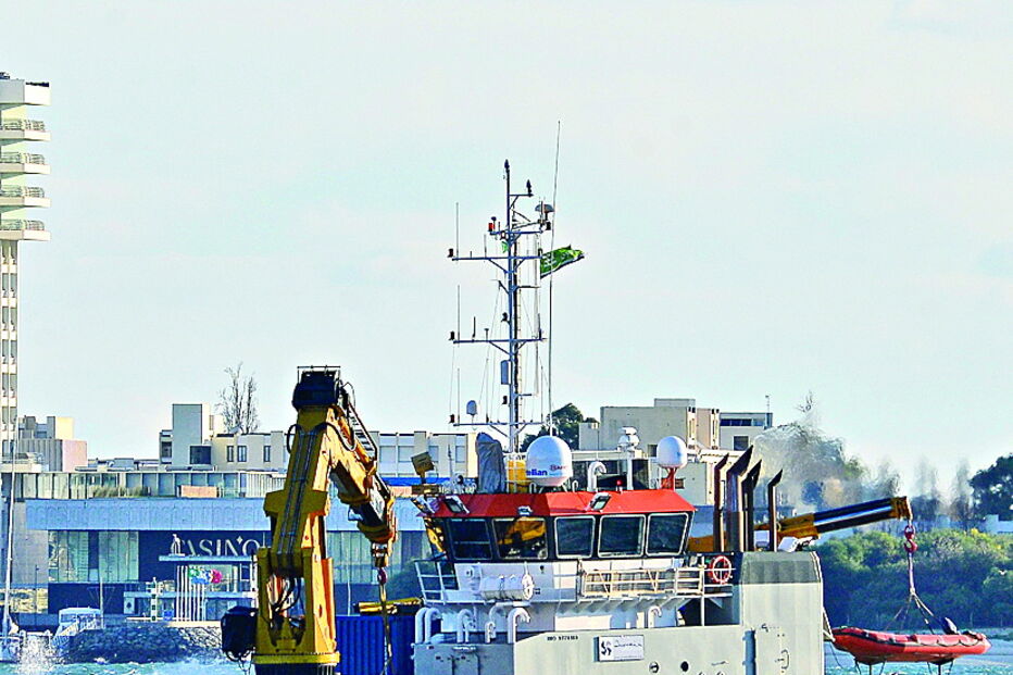 'Aitana B' realiza as sondagens no Sado 