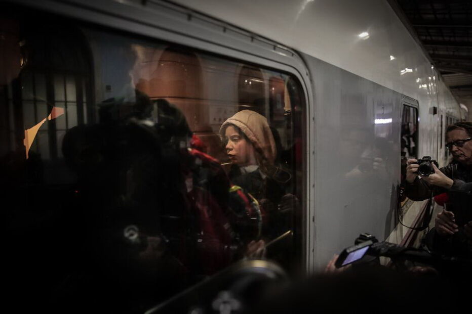 Ativista Greta Thunberg já está a caminho de Madrid. Viagem deverá demorar mais de 10 horas