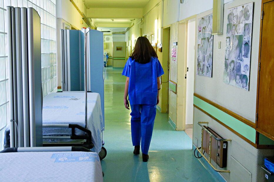 Maior parte dos hospitais públicos estão falidos e dão prejuízo, revela um estudo do Conselho de Finanças Públicas