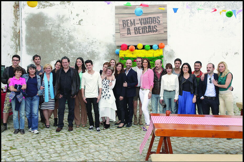 Elenco de ‘Bem-Vindos a Beirais’ terá novas caras, tal como acontece atualmente com ‘Conta-me Como Foi’  