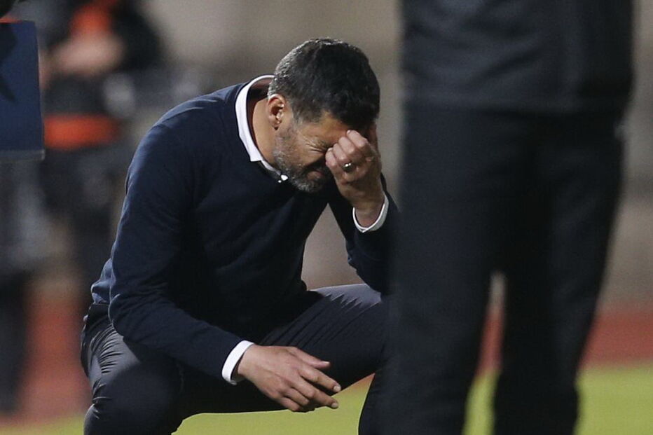 Sérgio Conceição arrasa arbitragem: 