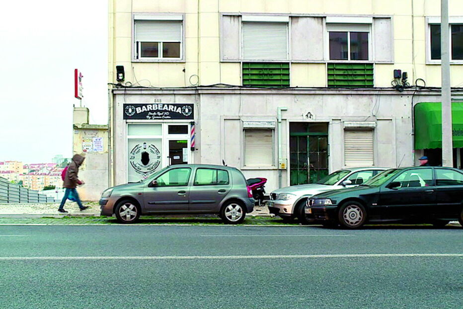 Prédio da Avenida Afonso III, Lisboa, onde estava  o corpo 